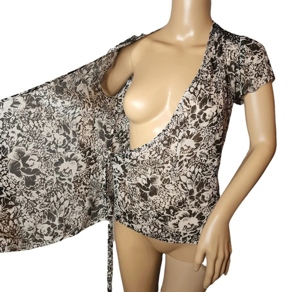 Semantiks silk wrap blouse - Picture 12 of 15